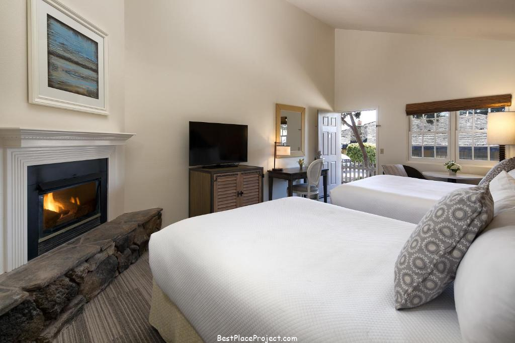 Pet-Friendly Hotels In Cambria
