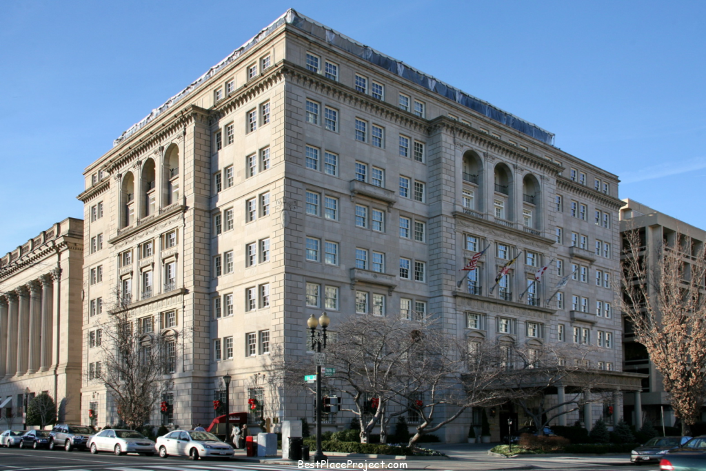 Hotels With Balconies In DC